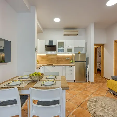 Guest house Casa Mareva
