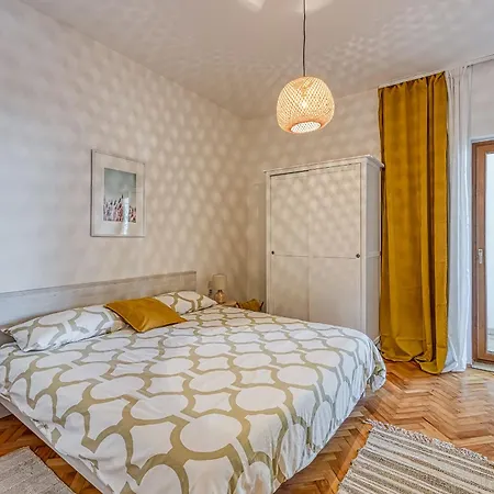 Guest house Casa Mareva