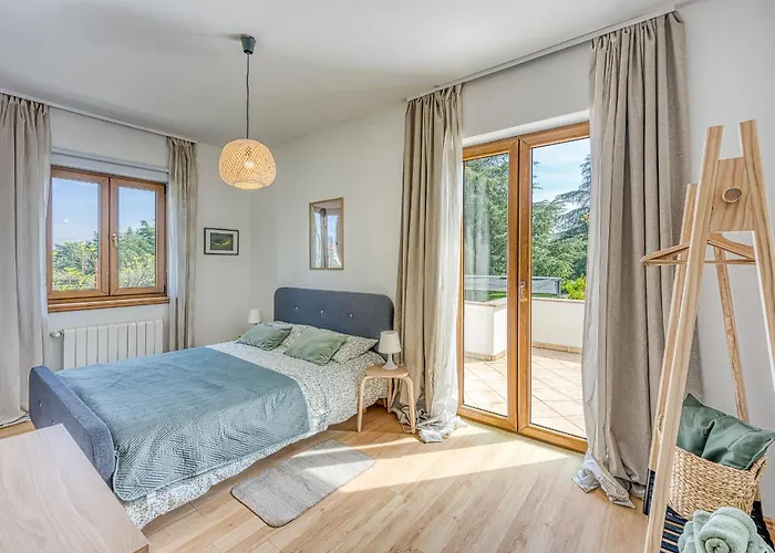 Casa Mareva 3*