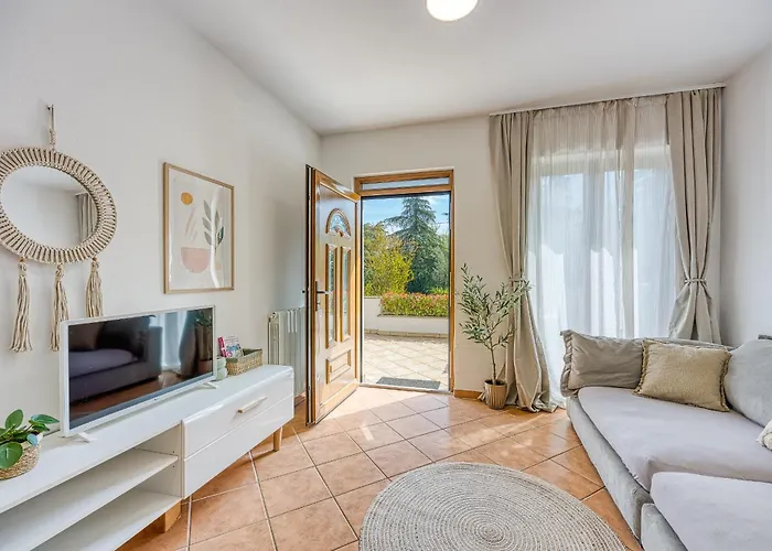 Casa Mareva 3* 포레치