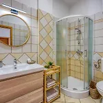 Casa Mareva Konukevi